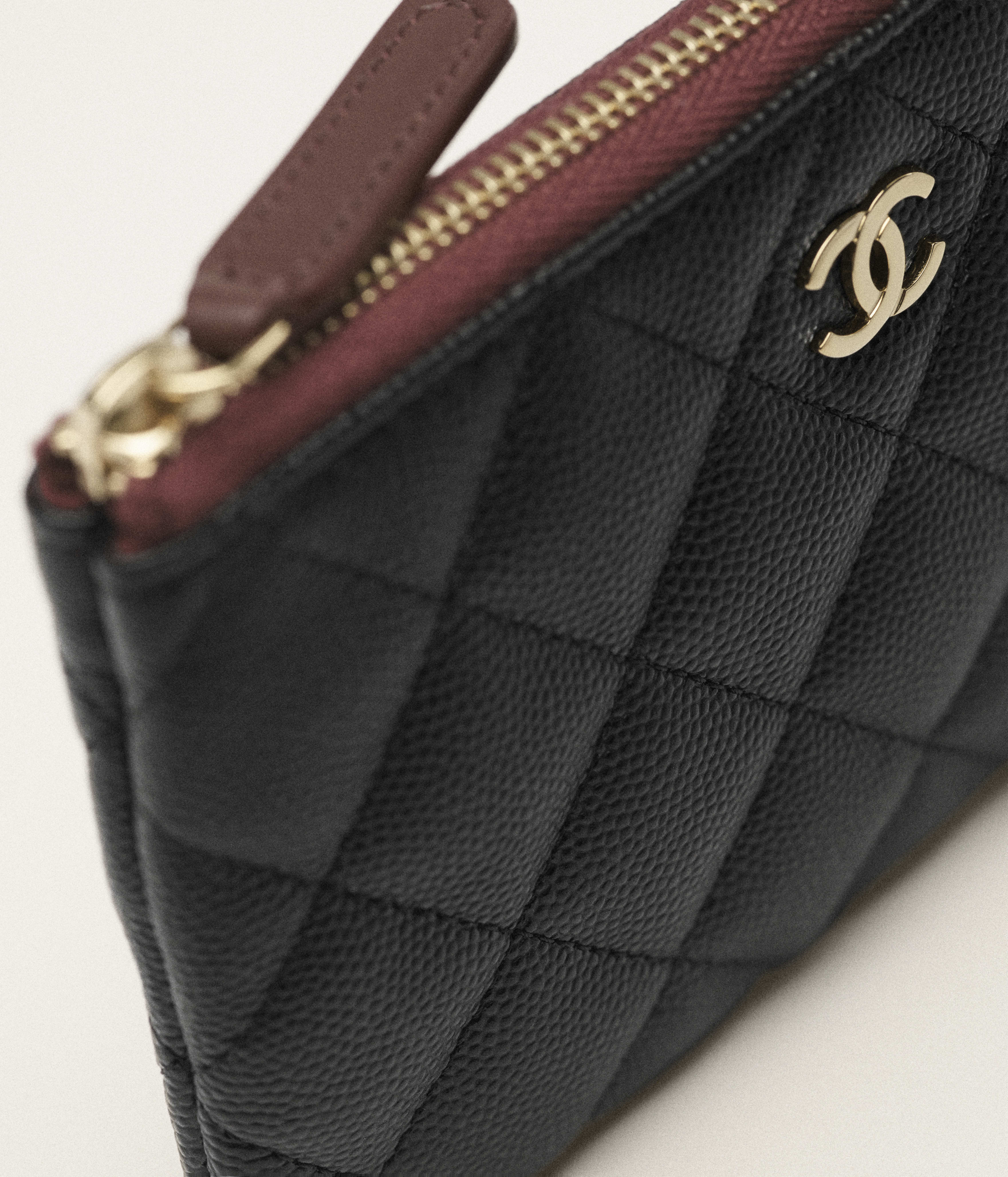 Classic Small Zipped Pouch - Black - 